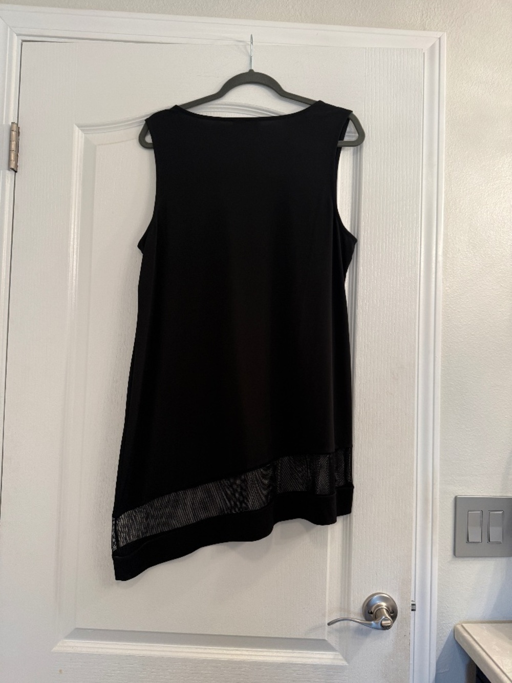 Alfani size Large Asymmetrical sleeveless Tunic top